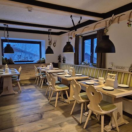 Gaestehaus Zum Steirischen Kuss Aich  Buitenkant foto