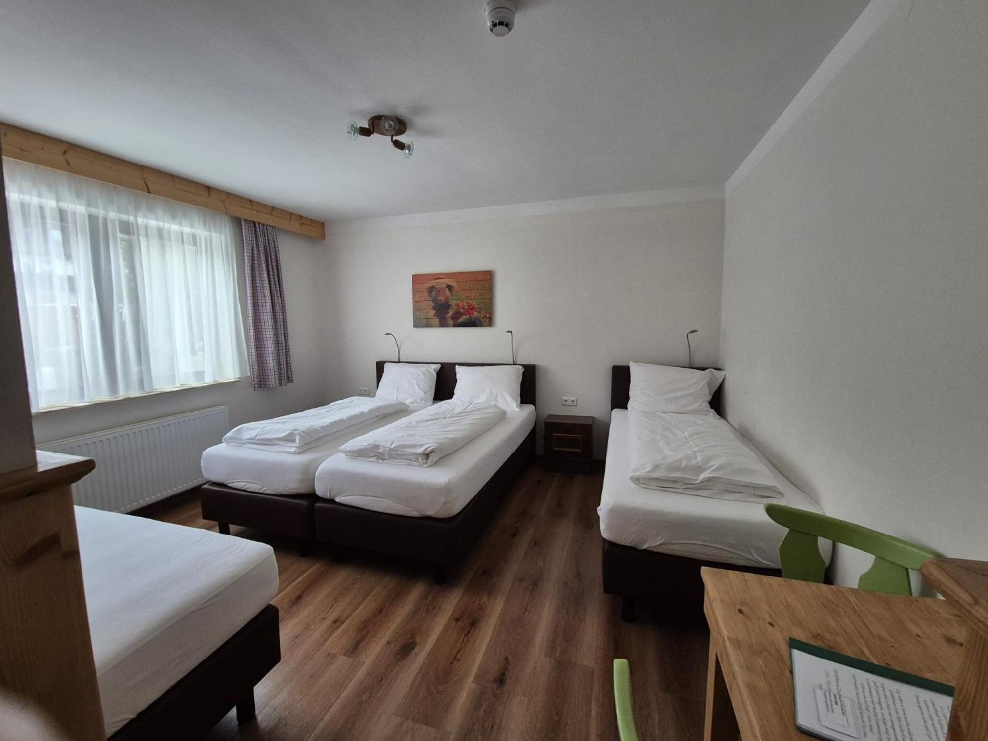 Gaestehaus Zum Steirischen Kuss Aich  Buitenkant foto
