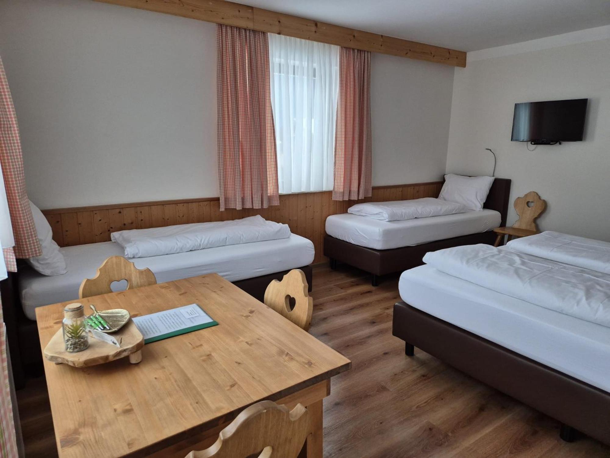 Gaestehaus Zum Steirischen Kuss Aich  Buitenkant foto