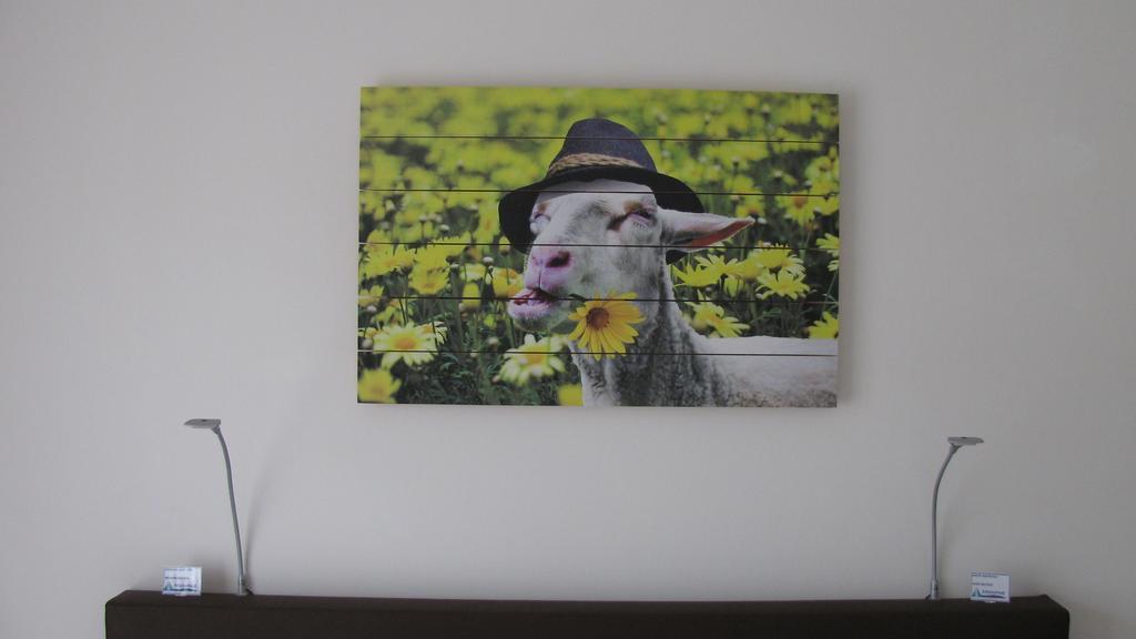 Gaestehaus Zum Steirischen Kuss Aich  Kamer foto